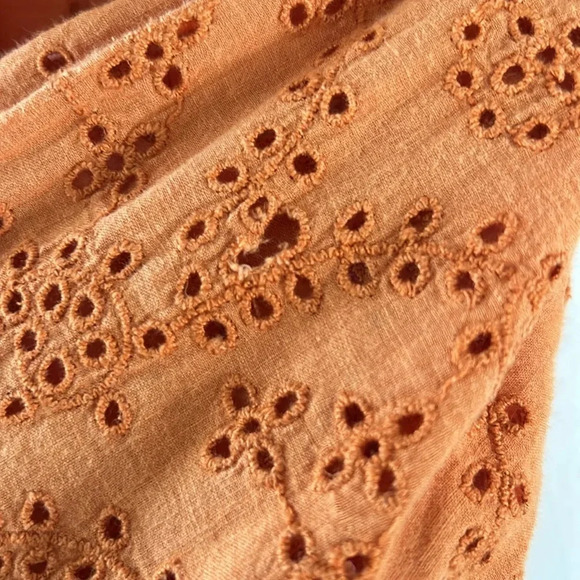 THE GREAT eyelet ruffle top - Picture 9 of 10